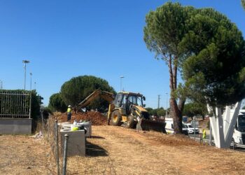 Tras más de un año se ‘retoman’ las obras para instalar la pasarela peatonal entre los polígonos El Montalvo I y III