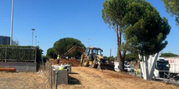 Tras más de un año se ‘retoman’ las obras para instalar la pasarela peatonal entre los polígonos El Montalvo I y III