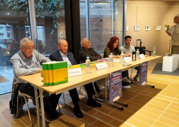 Literatura y tecnología se unen en la jornada central de la Semana de la Biblioteca de Carbajosa