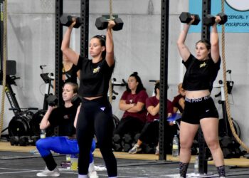 Más de 600 atletas de cross training compiten en el ‘Black N White Challenge’ de Castellanos