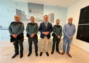 Santa Marta recibe al teniente coronel de la Guardia Civil de Salamanca