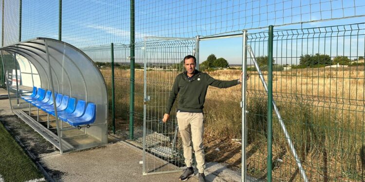 Villamayor licita las obras de las nuevas gradas de El Salinar, que estarán instaladas en primavera