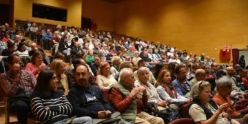 La obra teatral ‘Puntila’ llega a Villares para conquistar el escenario del Auditorio Reina Berenguela