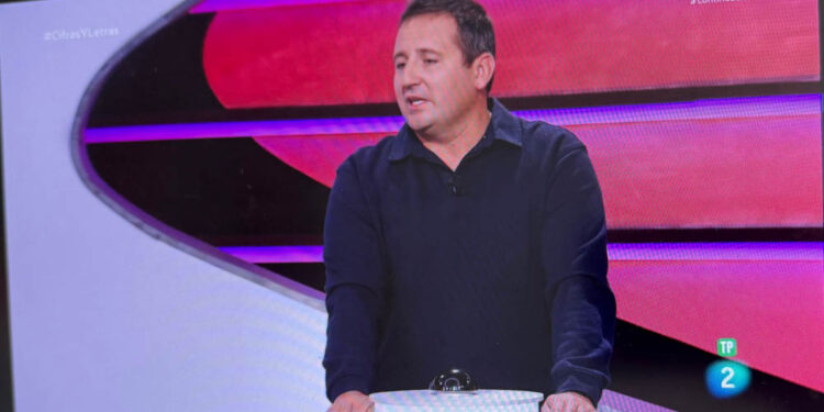 David Pérez, vecino de Aldeatejada, debuta como concursante en el programa ‘Cifras y Letras’ de La2 de TVE: «He hecho un buen trabajo»