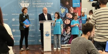 Más de 40 niños de Ciudades Amigas de la Infancia trabajan sobre los derechos digitales de los menores