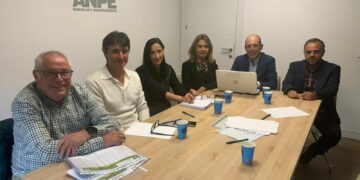 Cinco alumnos de 2º de Bachillerato del IES Torrente Ballester premiados por su proyecto ‘Ultimate Clean’ en el XIII Concurso INNOVACREAWORK