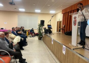 Cabrerizos muestra su repulsa a la violencia contra la mujer con música y poesía