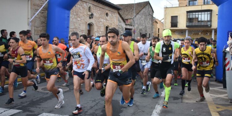 Isaac Hernández y Verónica Sánchez conquistan Las Caenes en la primera etapa de la 33ª Liga de Cross de Cabrerizos