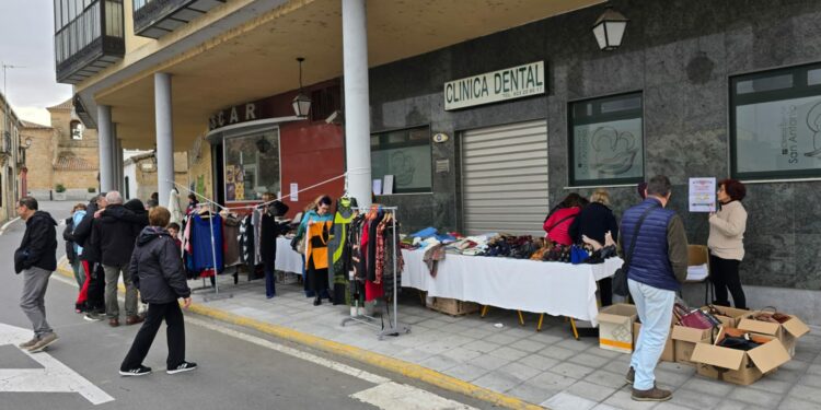 El mercadillo solidario de la Asociación de Mujeres vuelve a Cabrerizos el próximo domingo día 30