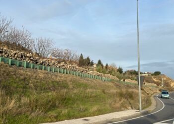 Adif comenzará la retirada de las traviesas amontonadas en Cabrerizos a partir del martes 25