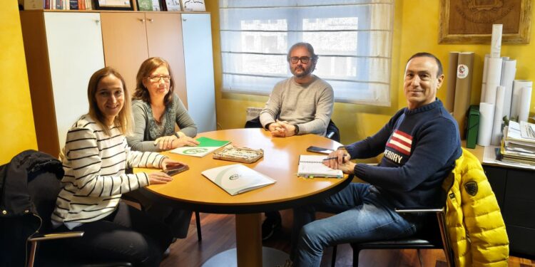 Carbajosa estudia la instalación de estaciones de aparcamiento para bicis y patinetes eléctricos