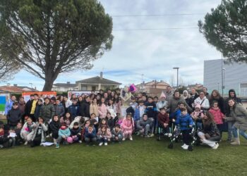 Los niños de Villamayor alzan la voz contra la violencia machista