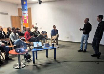 El ultracorredor Juan Dual cuenta en Villamayor su testimonio y la fuerza del deporte para seguir viviendo sin algunos órganos