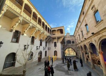 El Área de Cultura de la Diputación presenta en el Patio de La Salina el Belén Monumental de la Asociación La Morana