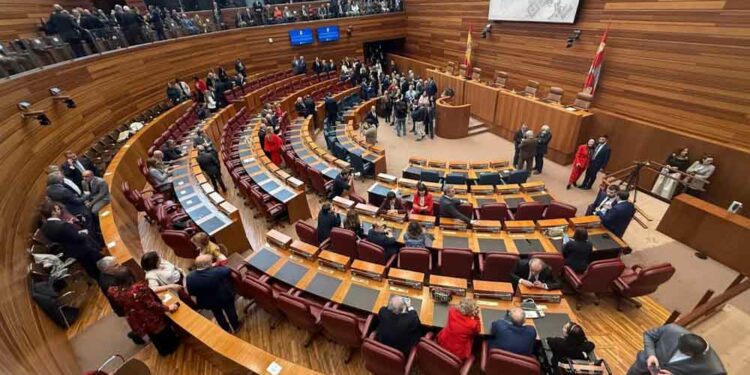 La Junta aprueba la Oferta de Empleo Público dotada con 4.384 plazas