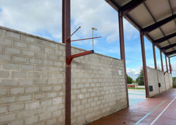 Los vecinos de Peñasolana denuncian el deplorable estado de las instalaciones deportivas