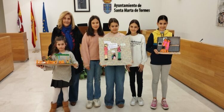 El Ayuntamiento entrega a los escolares los premios ‘Pequeños Talentos por la Igualdad’