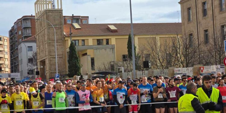 Pablo Sánchez y Gema Martín se coronan en la San Silvestre Salmantina