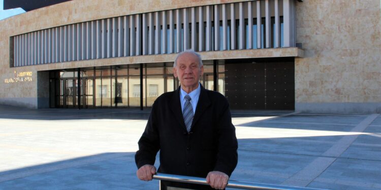 Villares homenajeará a José Martín Méndez para reconocer su labor en los 44 años como alcalde del municipio