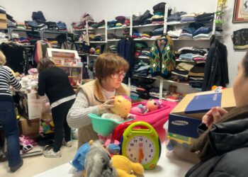 Las mujeres de Cabrerizos vuelven a convertirse en las ‘Reinas Magas’ de la solidaridad