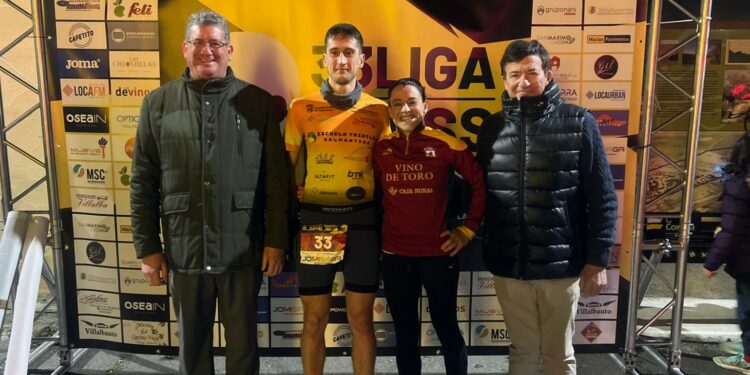 Pablo López y Verónica Sánchez se llevan ‘La Nocturna’ de la 33ª Liga de Cross