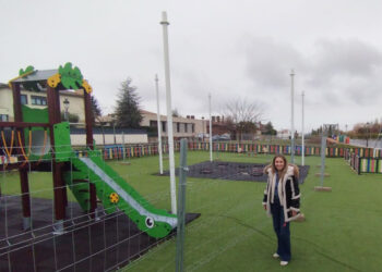 Renovación integral del parque infantil de la urbanización Aldebarán