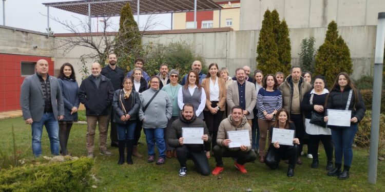 Veinte desempleados del municipio concluyen su formación en turismo, cocina y acción social, los sectores con más demanda en el mercado laboral