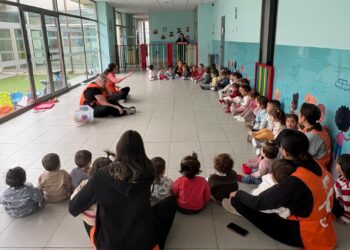 Santa Marta enseña estimulación sensorial a los más pequeños a través de la música