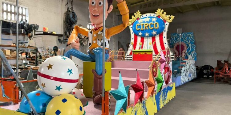 Villamayor presenta una noche de magia, tradición y muchas novedades en la Cabalgata de Reyes