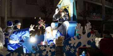 Carbajosa se vuelca con la Cabalgata en la noche mágica de los Reyes Magos