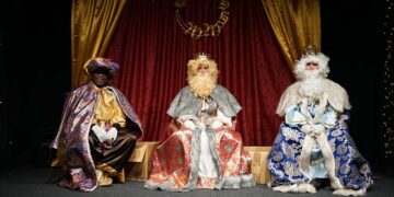 Los Reyes Magos llegan a Aldeatejada para entregar los regalos a los niños del municipio