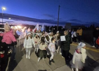Los niños de Cabrerizos eclipsados al paso de los Magos de Oriente