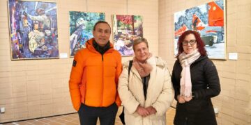 La exposición de pintura de Mª Luz Martín ofrece en Carbajosa una visión diferente de lugares cotidianos