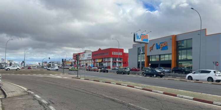 Luz verde a la expansión urbanística de Villares tras más de 12 años: hasta 500 nuevas viviendas y la ampliación del uso comercial en el polígono