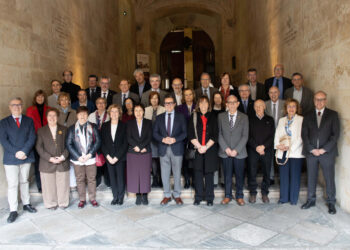 La USAL rinde homenaje a una treintena de profesores que se jubilan durante este curso