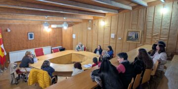 Aldeatejada prepara el taller de costura y los ensayos de baile de las Vísperas Nupciales