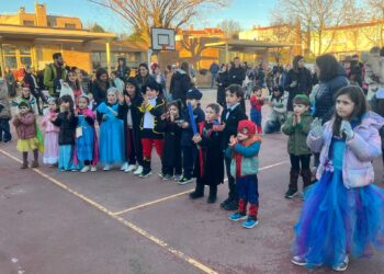 Chocolate, música y baile de disfraces en Cabrerizos para celebrar el Carnaval
