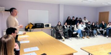 La colaboración de las peñas y los jóvenes completa el programa de las Fiestas de San Marcos de Doñinos