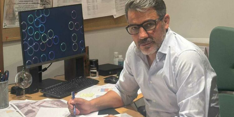 El juzgado archiva la causa contra el alcalde de Villamayor y descarta todos los delitos denunciados por PSOE y VOX