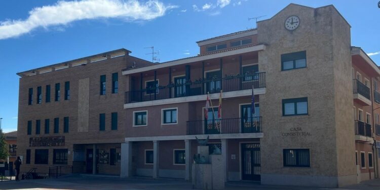 Unidad del Ayuntamiento de Carbajosa ante el expediente de regulación de empleo en Majorel