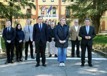 Minuto de silencio para condenar el caso de violencia de género en Miranda de Ebro