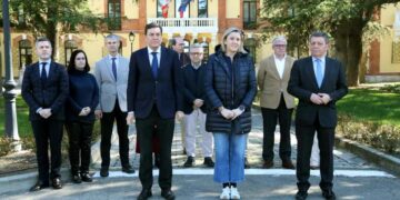 Minuto de silencio para condenar el caso de violencia de género en Miranda de Ebro