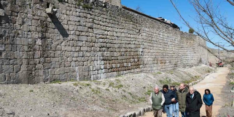 La Junta recupera los daños de la muralla de Ledesma con una inversión de 766.000 euros