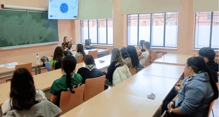 Más de 120 jóvenes de Villamayor, Peñaranda y Salamanca, en los talleres del proyecto europeo EuroRubik para la defensa de los Derechos Humanos