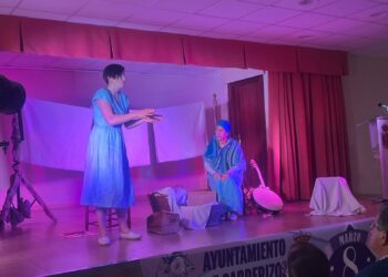 El manifiesto y el recuerdo de los encuentros de las lavanderas en el río rinden homenaje a las mujeres en Cabrerizos