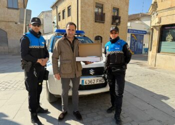 Villamayor dota a la Policía Local con nuevos test de detección de drogas para reforzar la seguridad y el tráfico en el municipio
