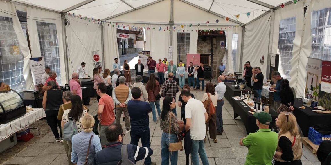 La Feria de Enoturismo de San Esteban baja el telón con naturaleza, catas, gastronomía y un balance muy  positivo de asistencia y ventas