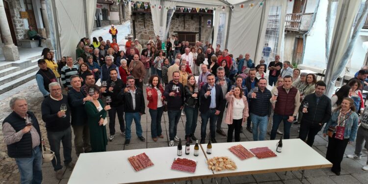 San Esteban de la Sierra inaugura su V Feria de Enoturismo con una veintena de expositores y más actividades complementarias