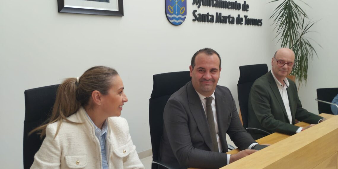 Santa Marta invertirá más de 460.000 euros para seguir renovando la red de agua en Valdelagua