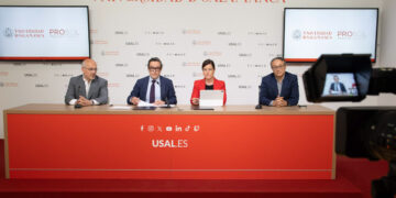 La Universidad presenta la nueva cátedra de IA aplicada a la industria